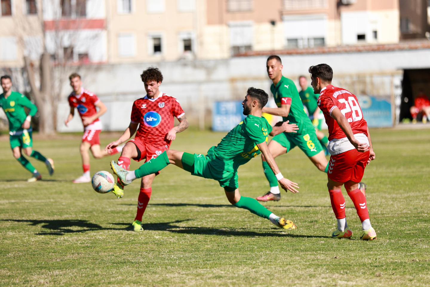 Burhaniye, 8 Eylül'e derbi galibiyetiyle geri döndü