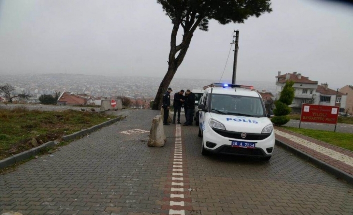 Balıkesir’de polis 10 aranan şahsı yakaladı