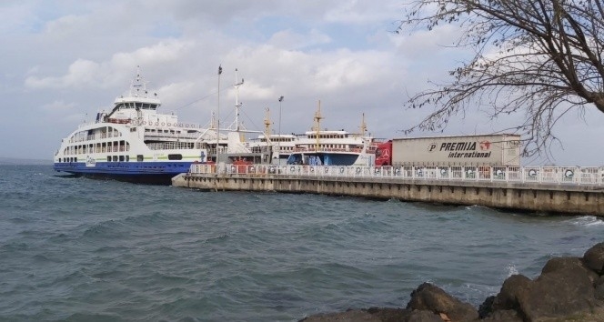 Çanakkale’de ada seferleri iptal edildi