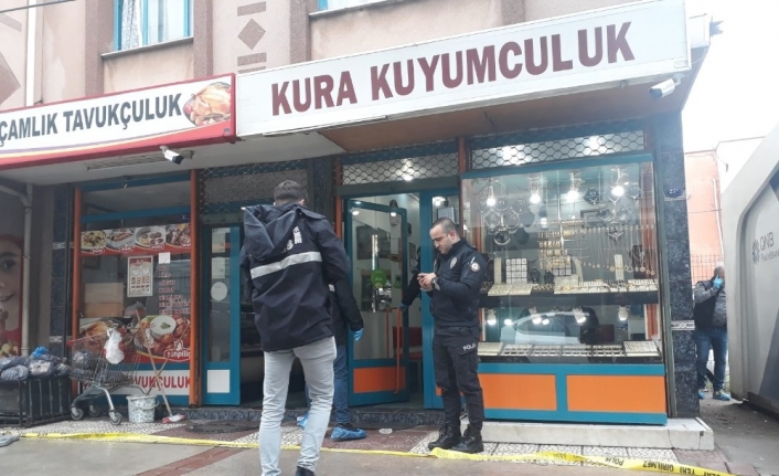 İzmir’de soygun dehşeti: 2 yaralı