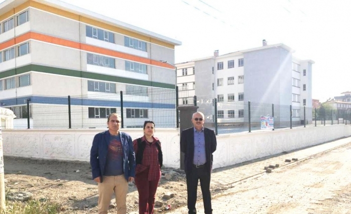 Burhaniye’de imam hatip lisesi inşaatı tamamlandı