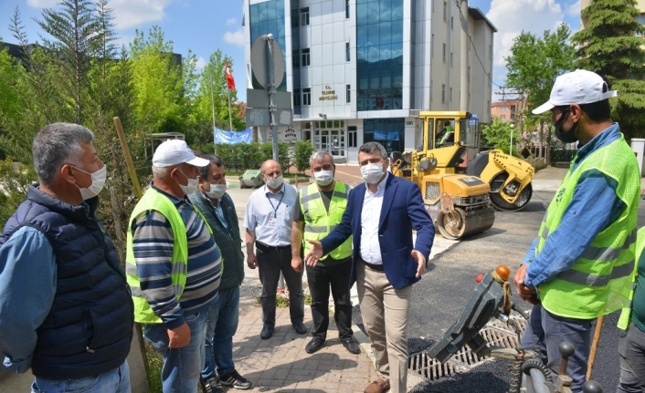 Cadde ve sokaklara yaz makyajı