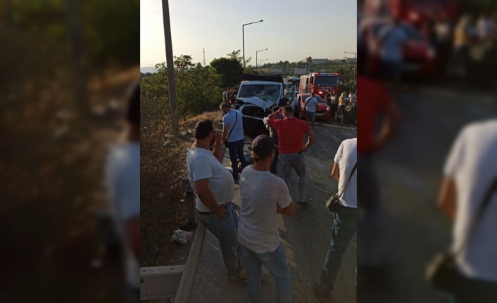 İzmir’de feci kaza: 1 ölü, 4 yaralı