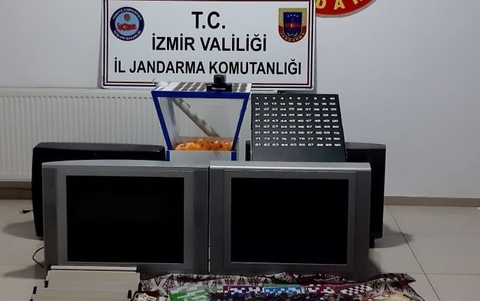 İzmir’de kumar operasyonunda 123 kişiye 171 bin lira ceza