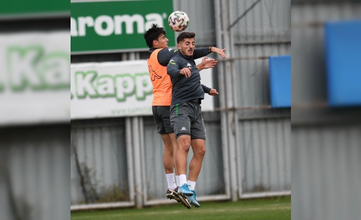 Bursaspor çalışmalarını yoğun tempoda sürdürüyor