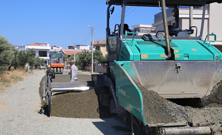 Burhaniye Belediyesi’nden 11 Mahalle’de 100 bin m² Sathi Kaplama yol seferberliği!