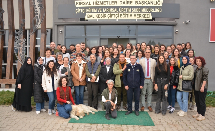 Burhaniye'de Tıbbi Aromatik Bitki Yetiştiriciliği kursu tamamlandı