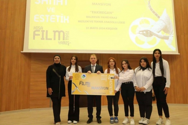 Öğrencilerin "FAKİREGÂN" İsimli Kısa Filmi Başarı Elde Etti