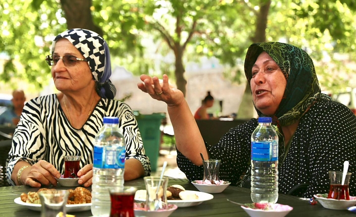 Burhaniye'de kadınlar buluşması gerçekleşti