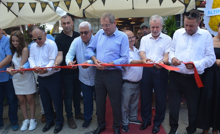 Barbun'un Çiftliği Et & Şarküteri Cunda şubesine görkemli açılış