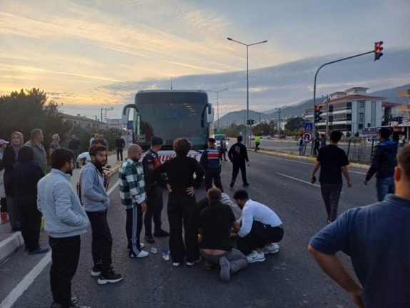 Balıkesir’de yolcu otobüsü genç kıza çarptı: 1 yaralı  