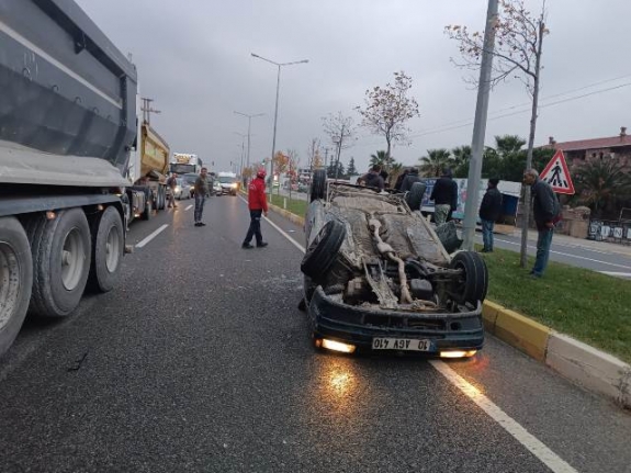 Havran’da otomobil ters döndü, kazada 4 kişi yaralandı