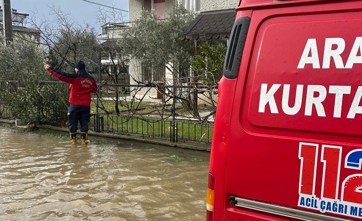 Erdek'te su baskınlarına hızlı müdahale