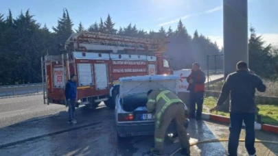 Balıkesir Altıeylül'de petrolde araç yangını paniği