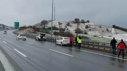 Kar etkili oluyor! Susurluk’ta iki kaza: 3 yaralı