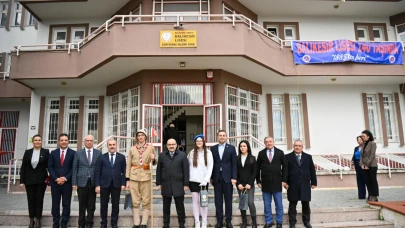 Tüm öğrencileri Çanakkale’de şehit olmuştu; Balıkesir Lisesi 140 yaşında