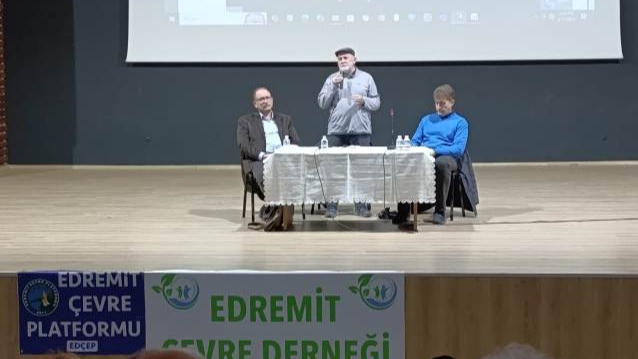 Edremit’te ‘Depreme Karşı Dirençli Kent’ Paneli Düzenlendi