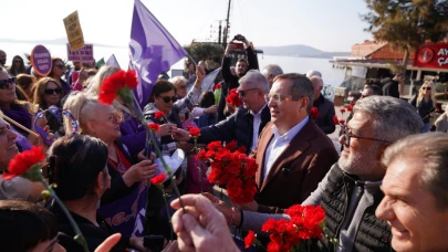 8 Mart Dünya Kadınlar Günü Ayvalık'ta coşkuyla kutlandı