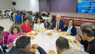 Burhaniye'de Ramazan paylaştıkça güzel