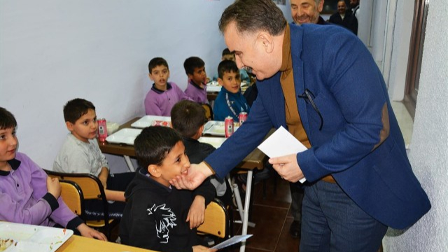 Kaymakam Odabaş, geleceğin hafızları ile iftarda bir araya geldi