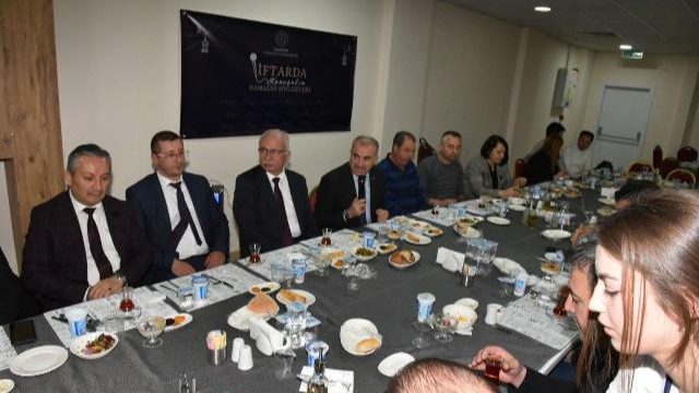 Müdür Murat Demir ile Karesi'de iftar