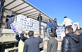 Yardım TIR’ları Bölgeye Ulaşıyor