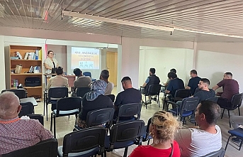 Burhaniye Belediyesi, bağımlılıkla mücadele semineri düzenledi