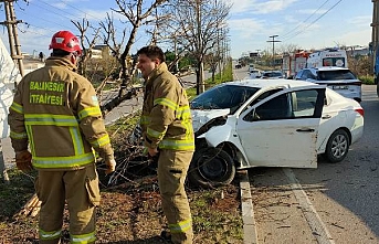 Bandırma’da kaza: Araçlar farklı yönlere savruldu