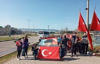 Gönen’de Mehmetçik’e destek