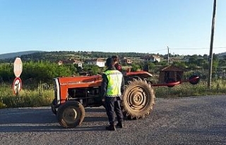 Jandarma zirai araçları denetledi