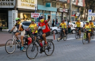 Burhaniye Bisiklet Festivali yoğun katılımla başladı