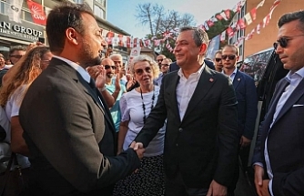 Özel'e ev sahipliğini CHP Gömeç İlçe Başkanı Özkan Güven ve yönetimi yaptı